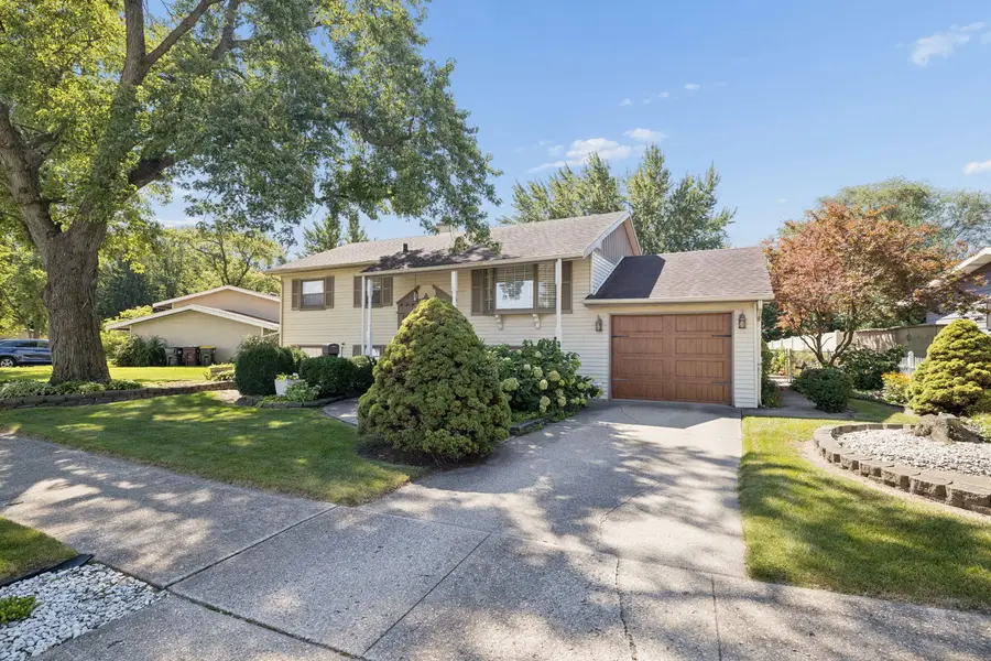 21 Pawnee Drive, Thornton, IL 60476 - #2