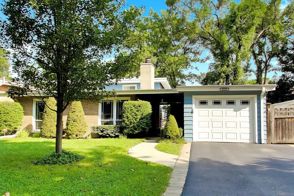 2240 Catherine Street, Northbrook, IL 60062 - #1
