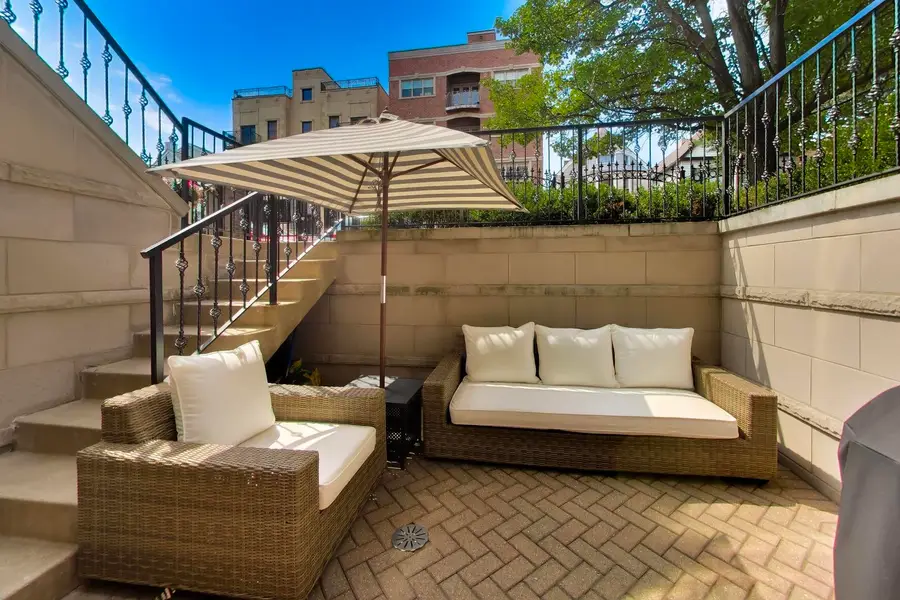 3721 N Wilton Avenue #1, Chicago, IL 60613 - #3
