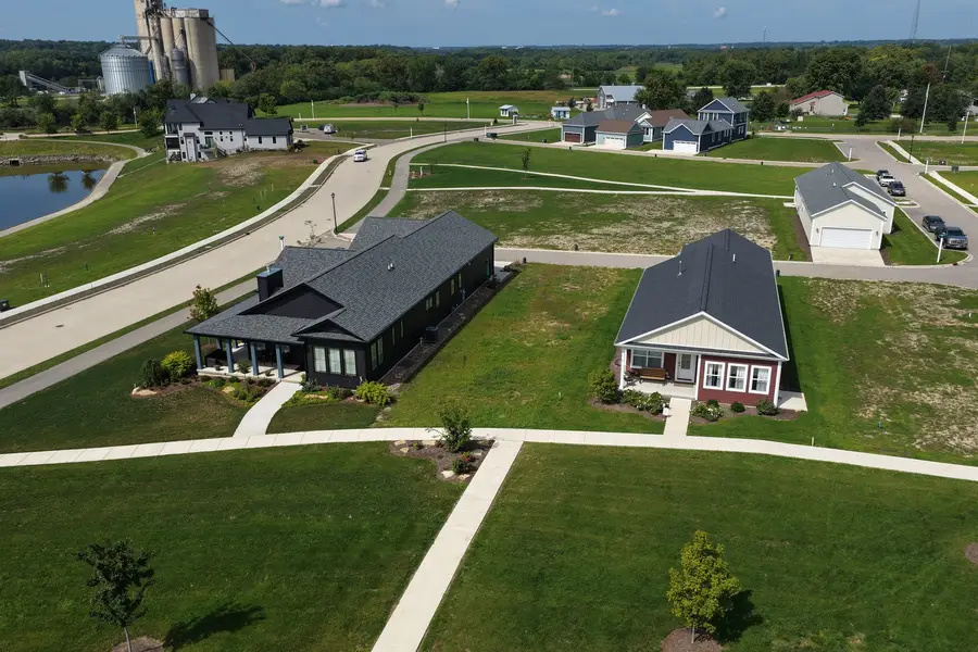 4 Lilac Lane, Ottawa, IL 61350 - #2