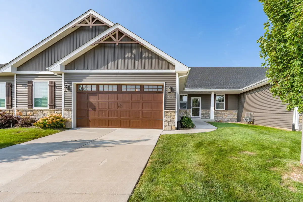 3044 Mary Leigh Drive, Bettendorf, IA 52722 - #1