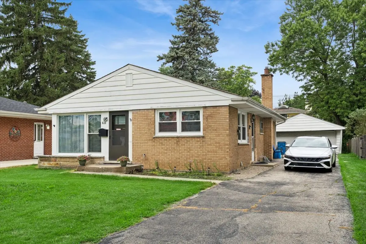 620 N Main Street, Mount Prospect, IL 60056 - #1