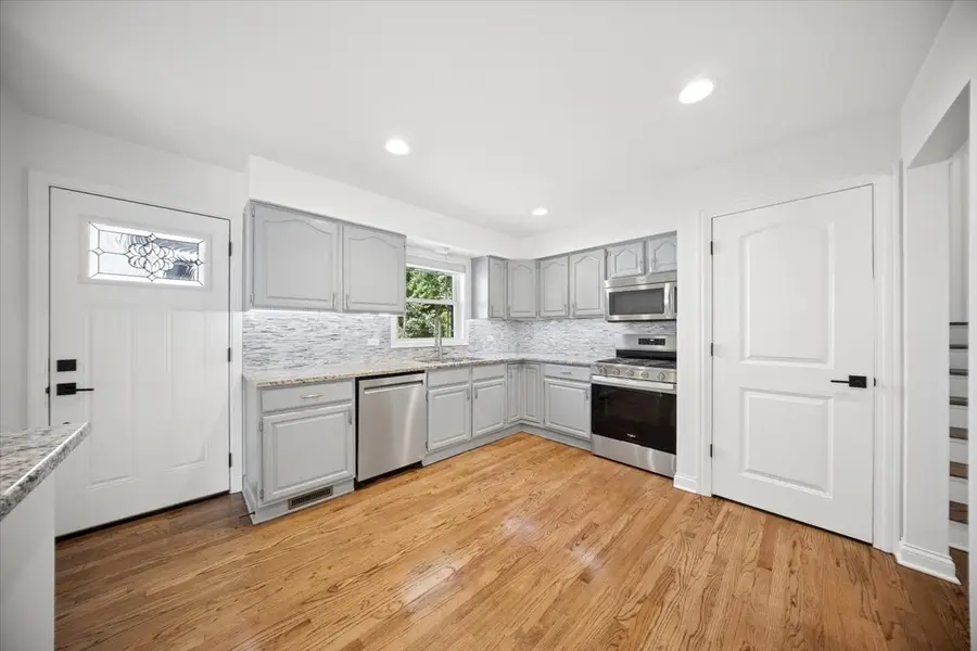 232 E 55th Street, Westmont, IL 60559 - #2