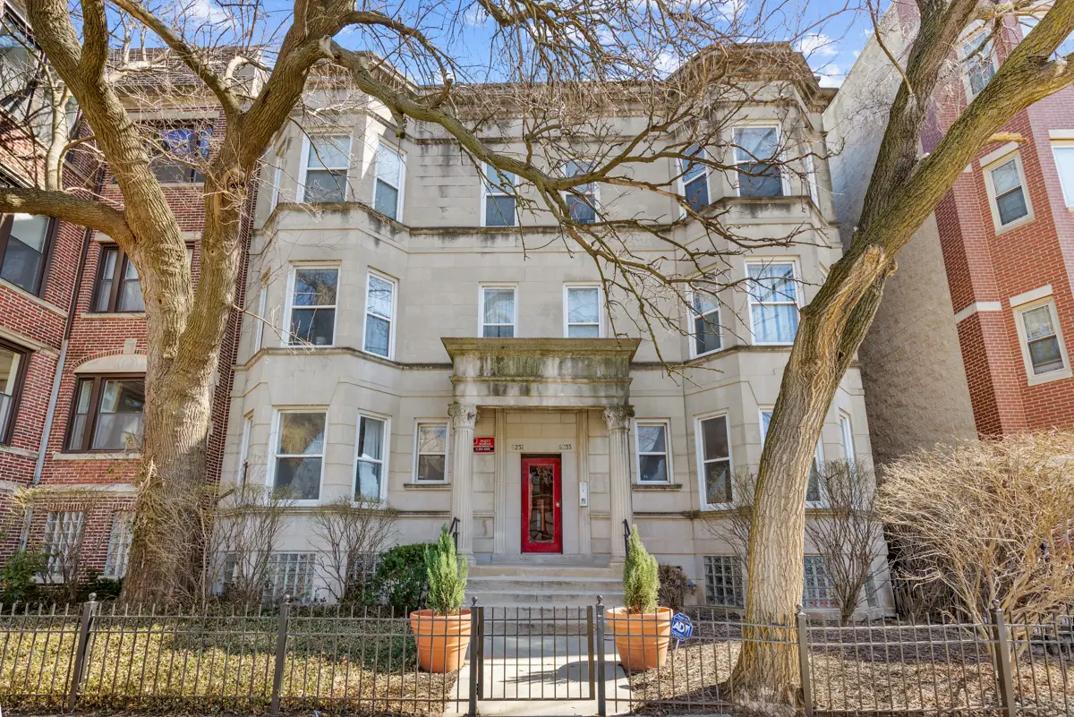 6231 S Woodlawn Avenue #3N, Chicago, IL 60637 - #1