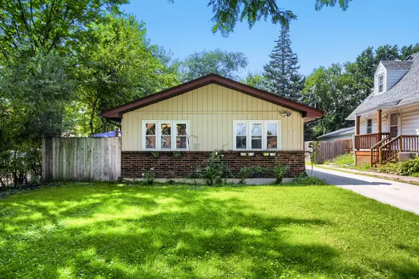 344 N Princeton Avenue, Villa Park, IL 60181