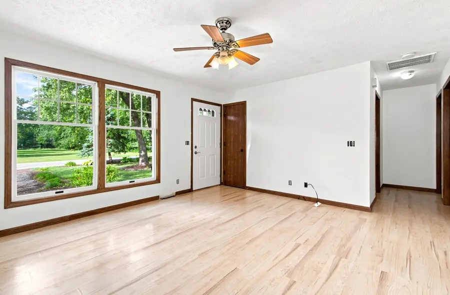 335-337 W 1st Street, Braidwood, IL 60408 - #3