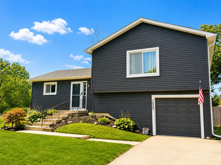 1037 Ridgewood Drive, Bolingbrook, IL 60440 - #3