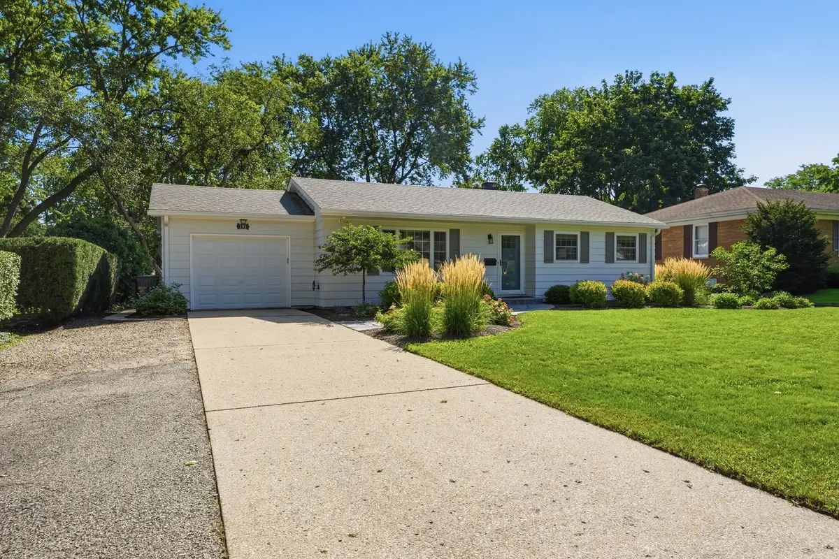 191 Peterson Parkway, Crystal Lake, IL 60014 - #1