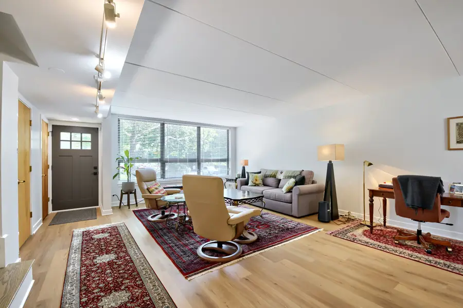5472 S Dorchester Avenue, Chicago, IL 60615 - #2