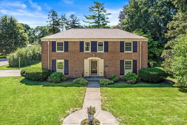 1434 W Downer Place, Aurora, IL 60506