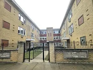 3201 W Berwyn Avenue #1S, Chicago, IL 60625