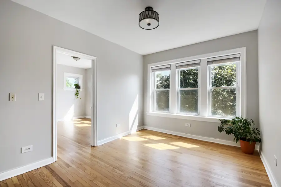 4456 N Kenneth Avenue #3, Chicago, IL 60630 - #3