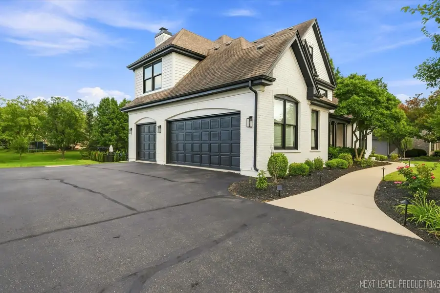 4070 Meadow View Drive, Saint Charles, IL 60175 - #3