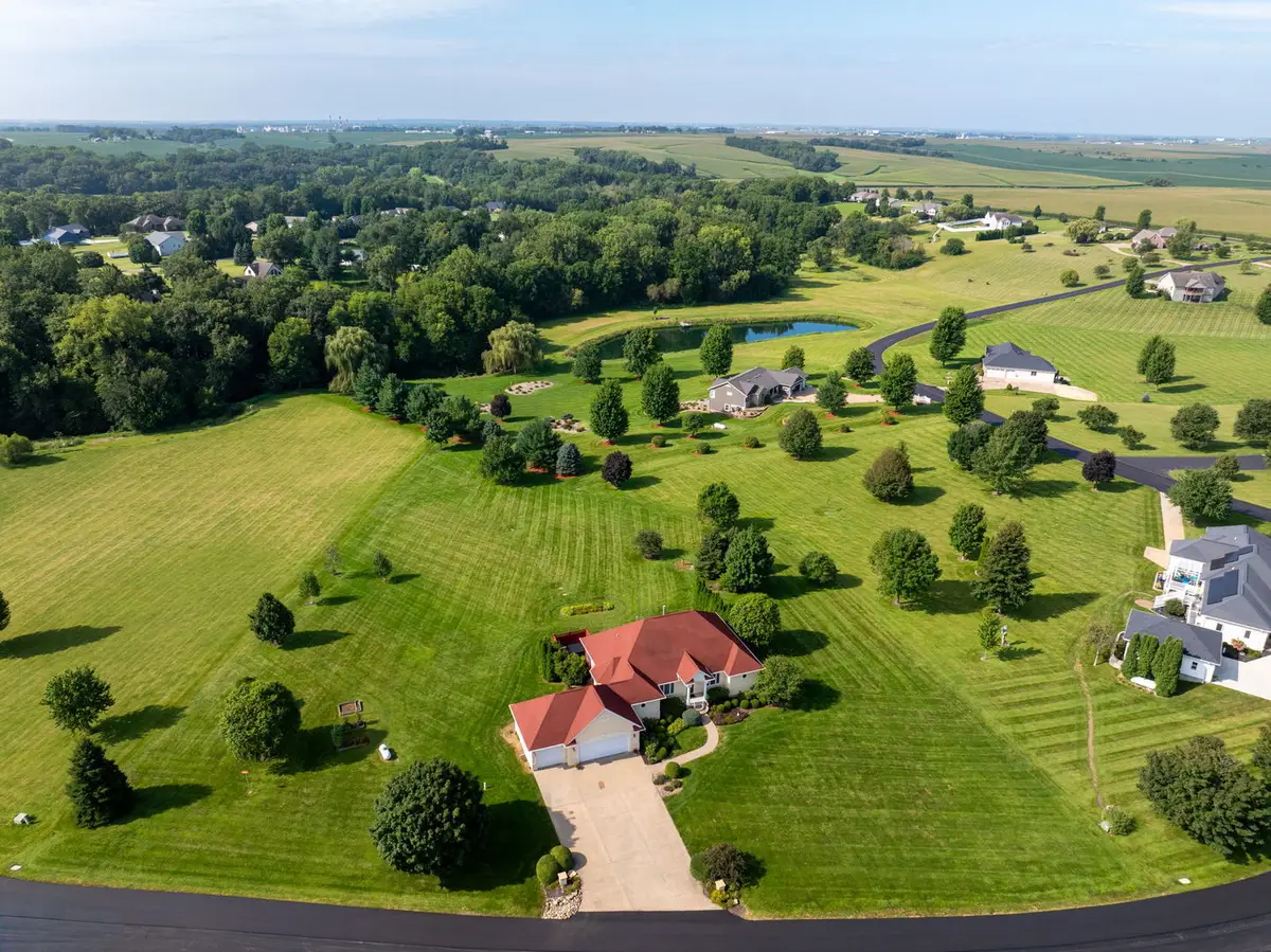 516 Randy Drive, Clinton, IA 52732 - #1
