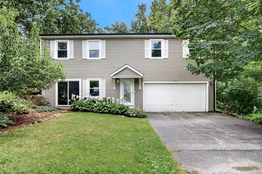 919 W Dale Avenue, McHenry, IL 60051 - #2