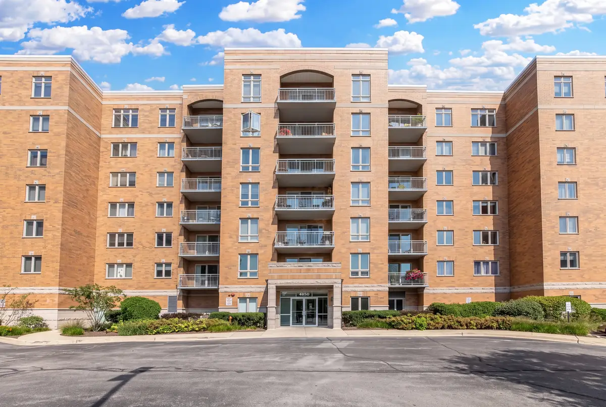 6815 N Milwaukee Avenue #507, Niles, IL 60714 - #1