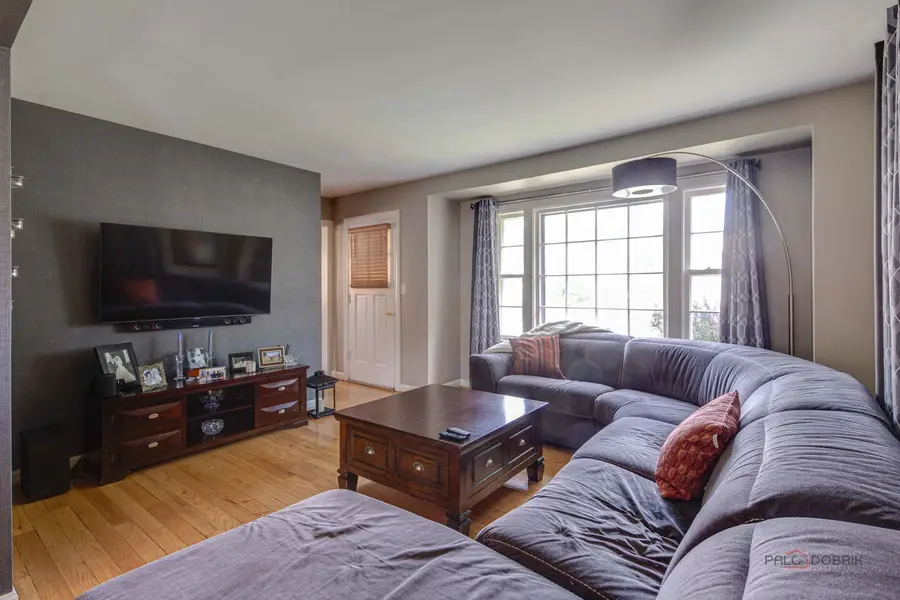 218 S Addison Street, Bensenville, IL 60106 - #3