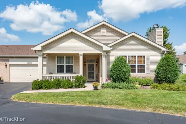 16611 Buckner Pond Way #16611, Crest Hill, IL 60403