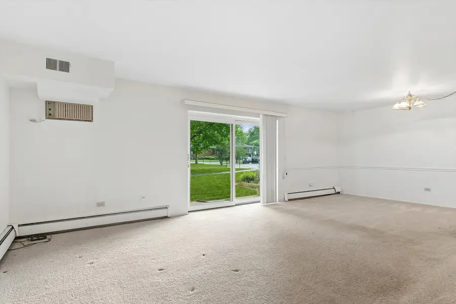 2420 E Brandenberry Court #1L, Arlington Heights, IL 60004 - #3