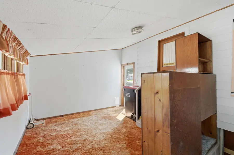 705 SW 4th Street, Aledo, IL 61231 - #3
