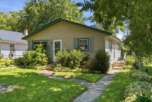 1813 Gilead Avenue, Zion, IL 60099