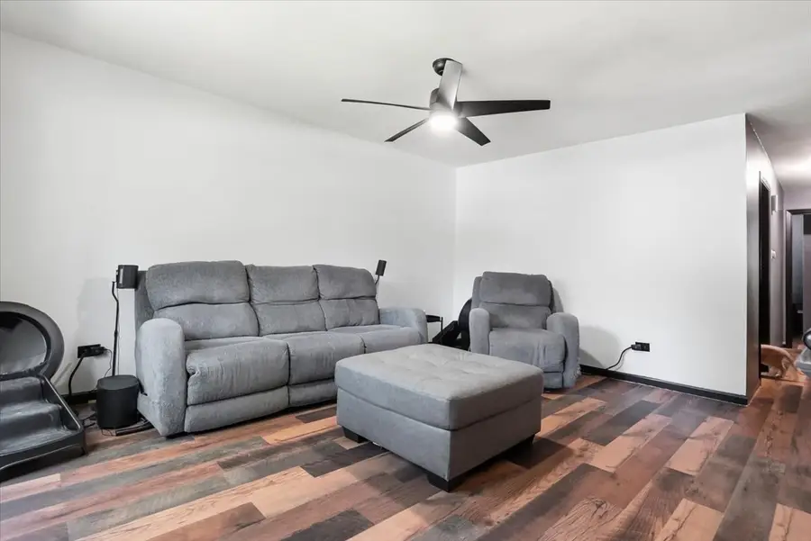 1813 Gilead Avenue, Zion, IL 60099 - #3