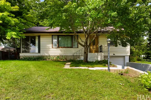 1012 Elder Avenue, McHenry, IL 60051