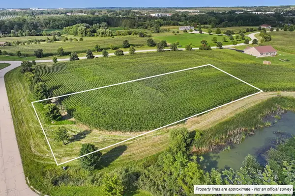 42219 N Strawberry Lane, Zion, IL 60099