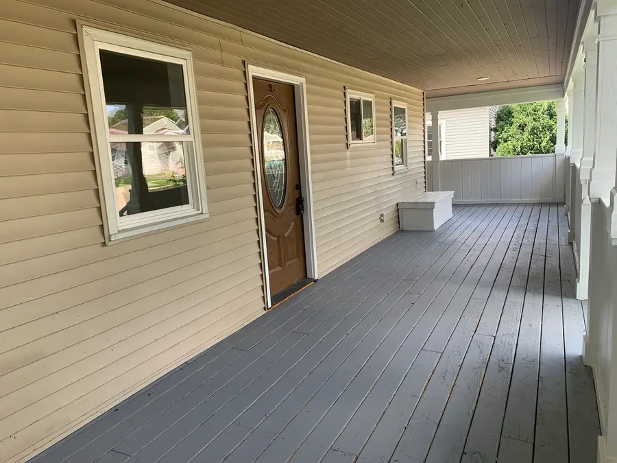 949 Harriet Avenue, Aurora, IL 60505 - #2