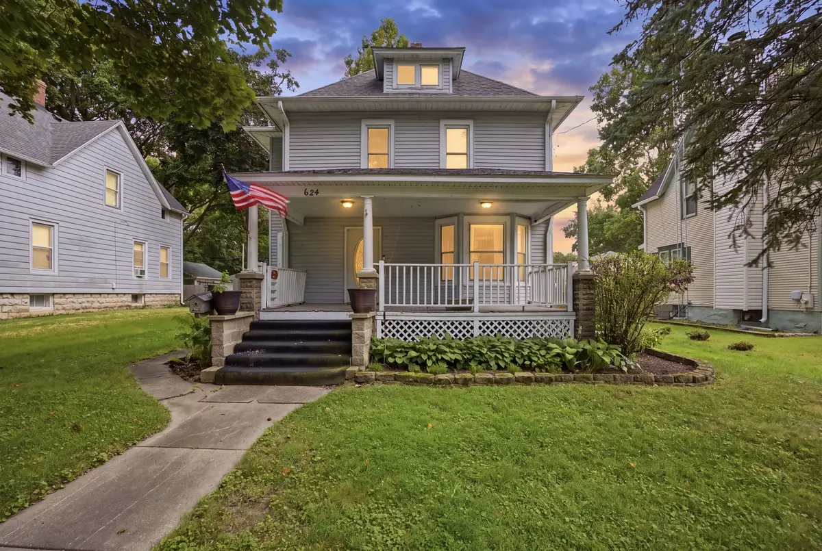 624 S 2nd Street, Dekalb, IL 60115 - #1
