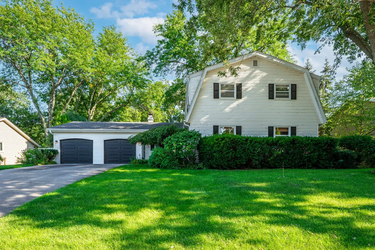 5555 Roanoke Road, Rockford, IL 61107 - #1