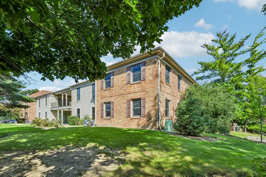 1760 Bristol Walk, Hoffman Estates, IL 60169 - #2
