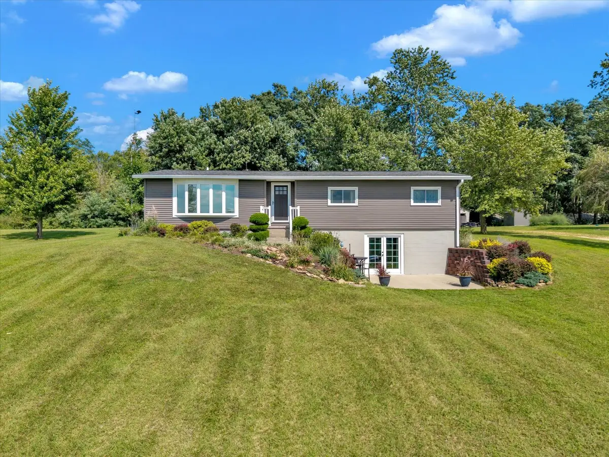 19310 Acker Road, Fulton, IL 61252 - #1