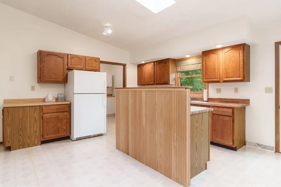 2379 Circle Drive, Belvidere, IL 61008 - #3