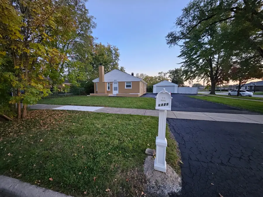 6425 W 85th Place, Burbank, IL 60459 - #2
