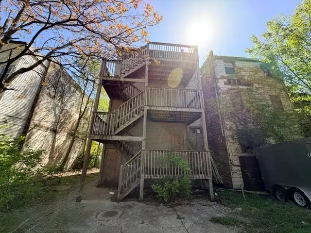 10522 S Maryland Avenue, Chicago, IL 60628 - #2