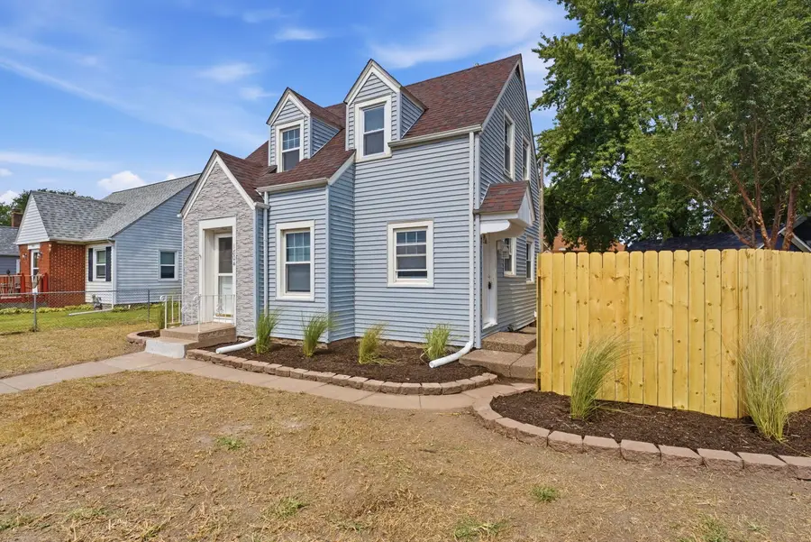 1804 W Pleasant Street, Davenport, IA 52804 - #3
