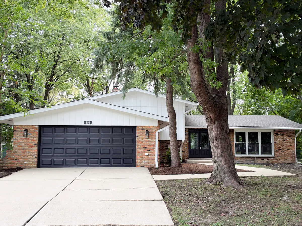 28W555 Leverenz Road, Naperville, IL 60564 - #1