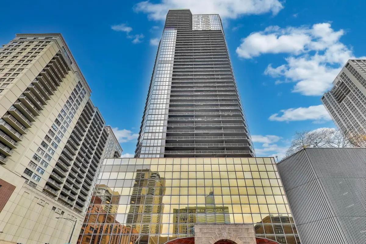 10 E Ontario Street #1303, Chicago, IL 60611 - #1