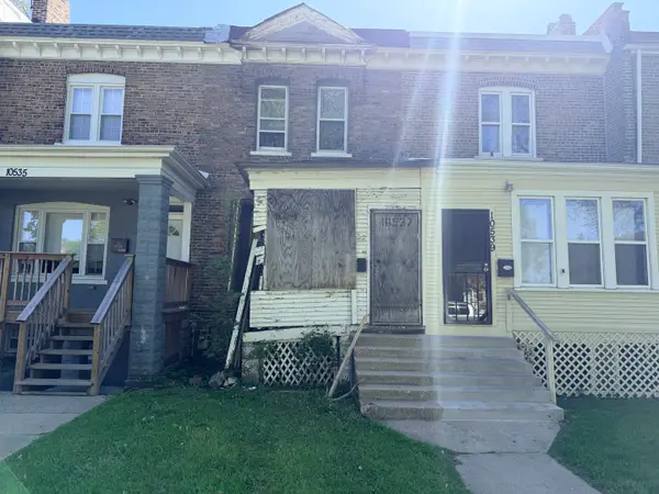 10537 S Corliss Avenue, Chicago, IL 60628