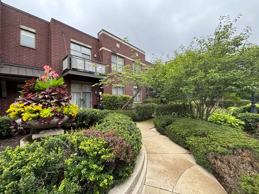 767 W 15th Street #308, Chicago, IL 60607 - #3