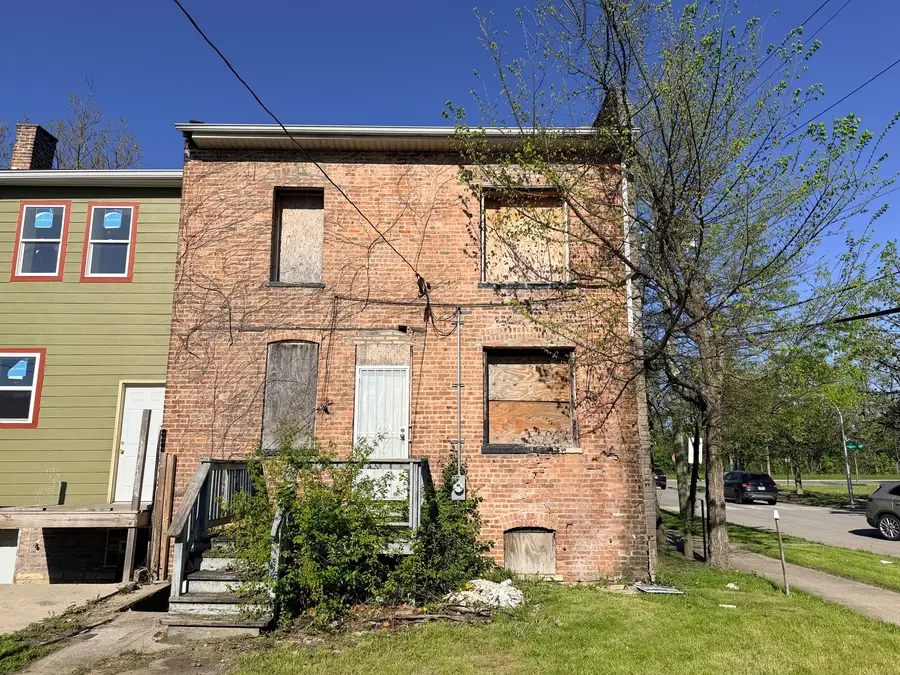 10601 S Champlain Avenue, Chicago, IL 60628 - #3