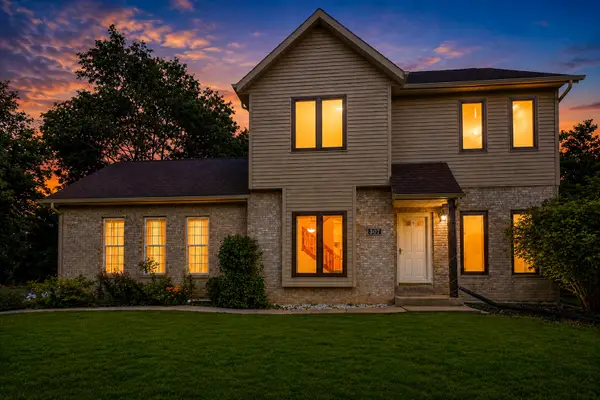307 Blackstone Avenue, Willow Springs, IL 60480