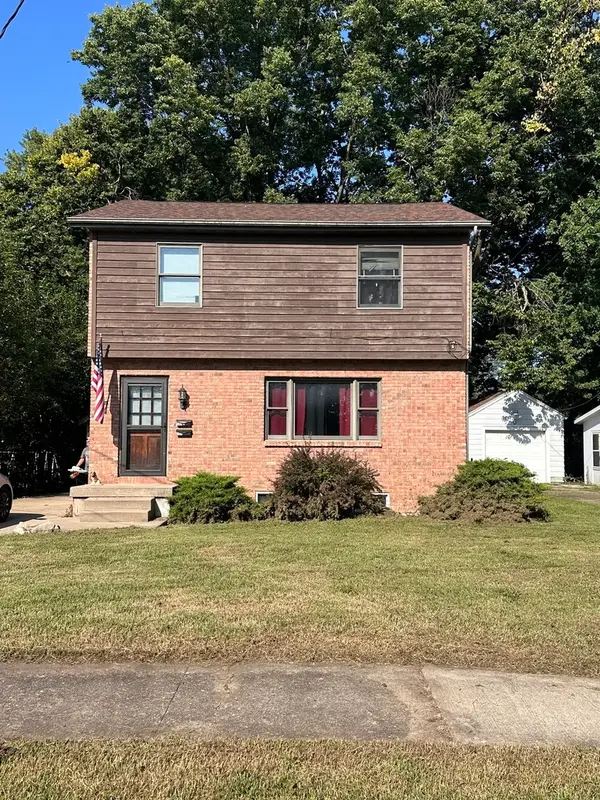 304 8th Avenue, Rock Falls, IL 61071