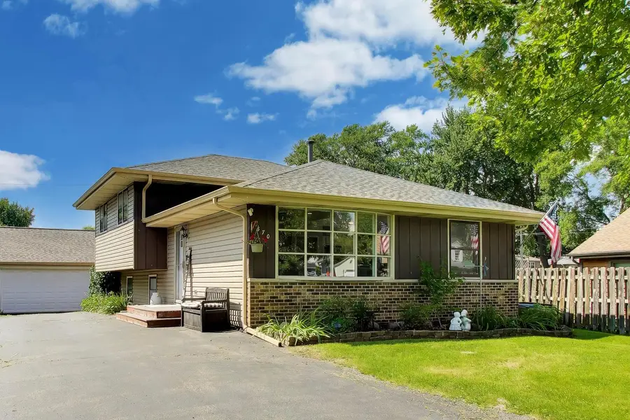 3S570 Elizabeth Avenue, Warrenville, IL 60555 - #3