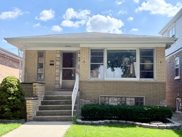 4625 S Komensky Avenue, Chicago, IL 60632