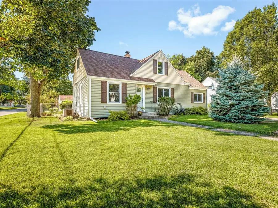 631 Sheridan Drive, Loves Park, IL 61111 - #2
