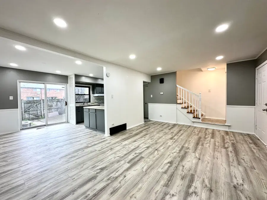 18w158 16th Street, Villa Park, IL 60181 - #3