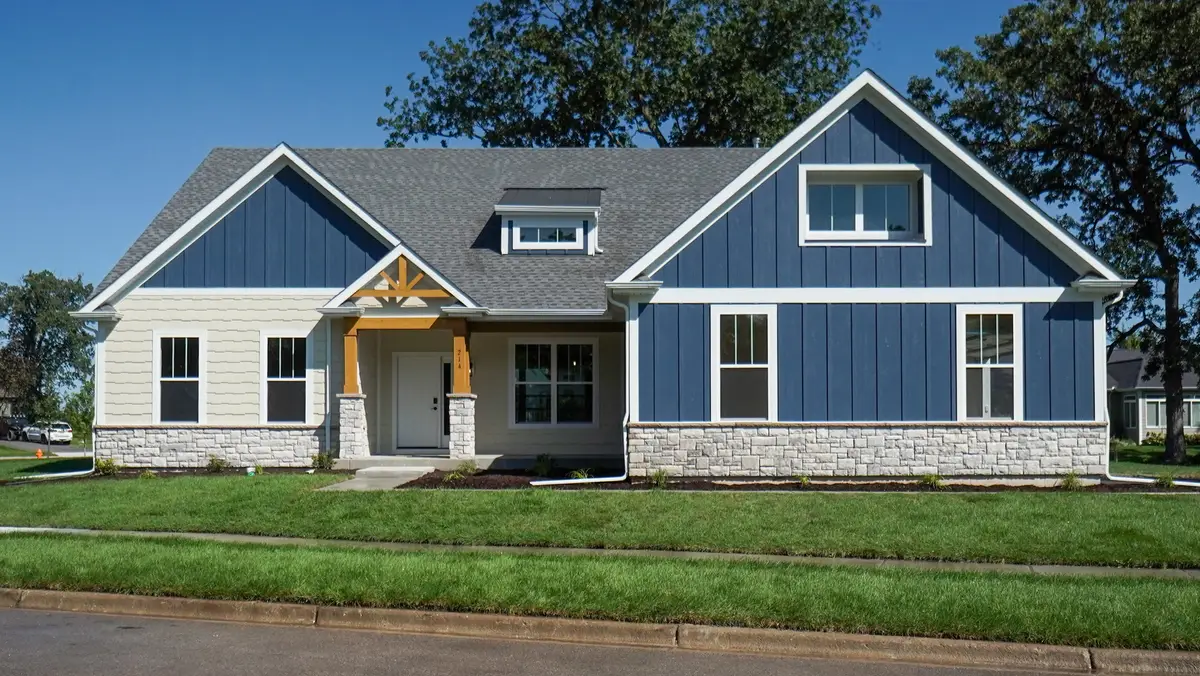 214 Burr Oak Circle, Elgin, IL 60124 - #1