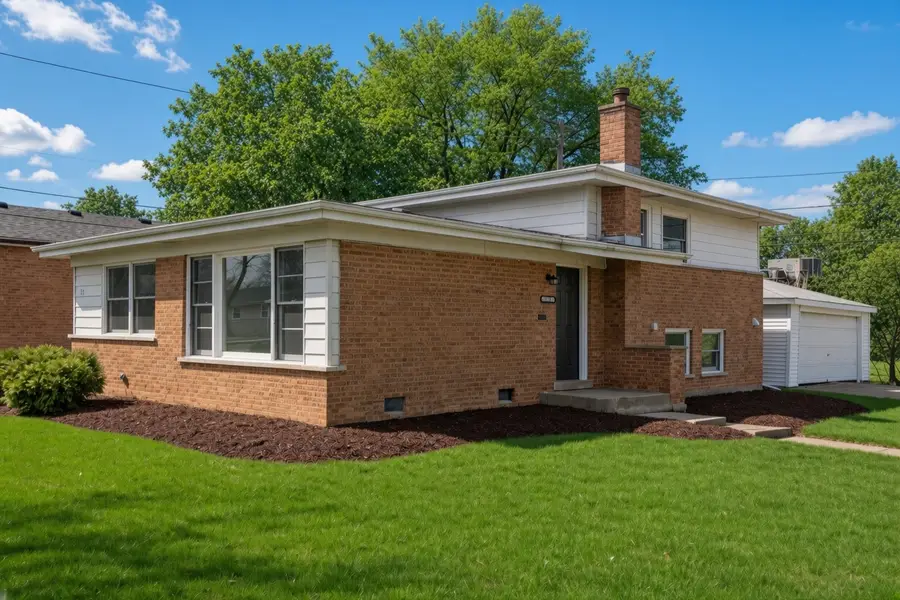 172 Strieff Avenue, Chicago Heights, IL 60411 - #2